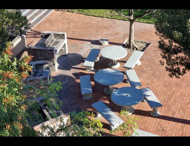 1 bed property to rent in CAPE TOWN CITY CENTRE